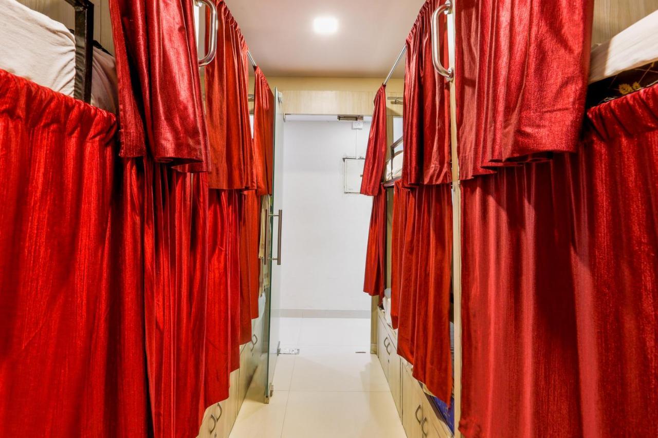 Bkc Corporate Hostel Ac Dormitory Bombaim Exterior foto